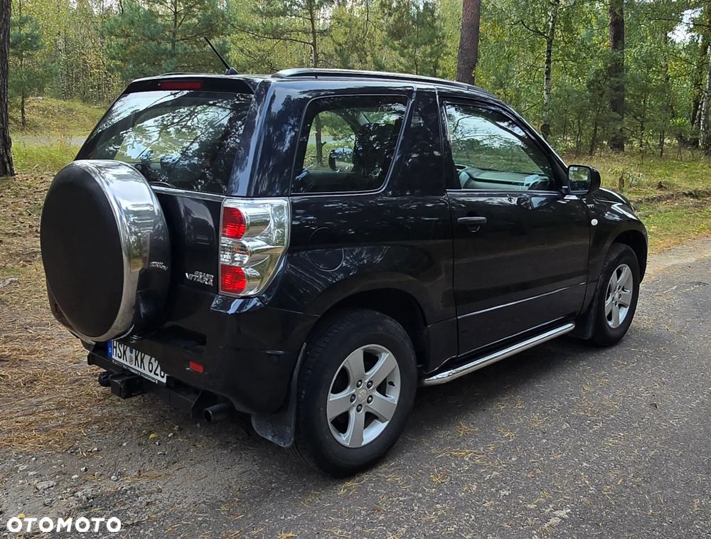 Suzuki Grand Vitara 1.6 - 8