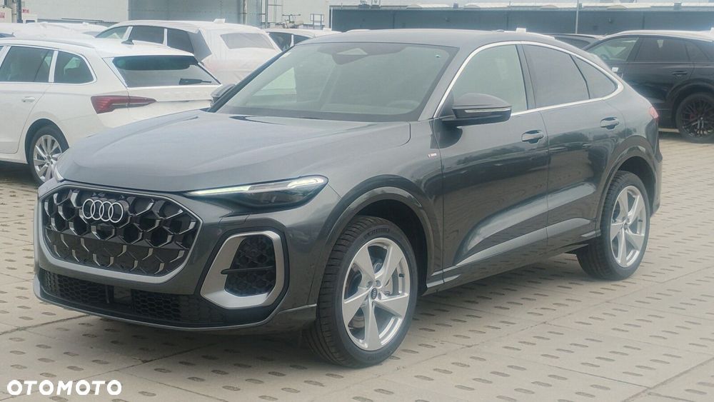 Audi Q5 Sportback - 9