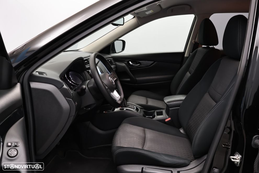 Nissan X-Trail 1.3 DIG-T N-Connecta DCT - 23