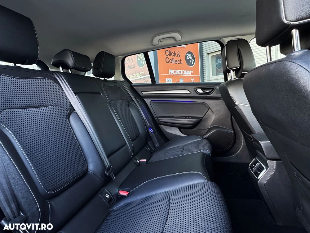 Renault Megane BLUE dCi 115 EDC BOSE EDITION - 14