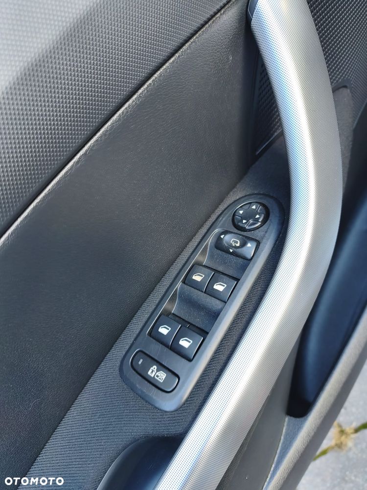 Peugeot 308 120 VTi Premium - 35