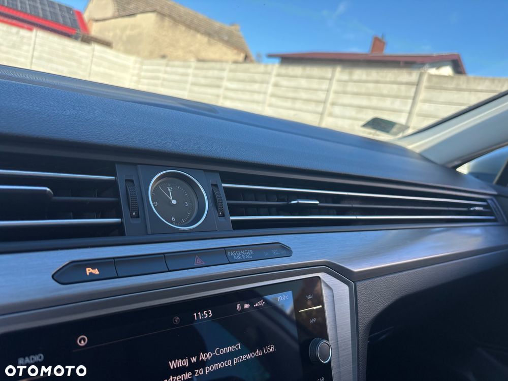 Volkswagen Passat 1.4 TSI BMT Comfortline - 26