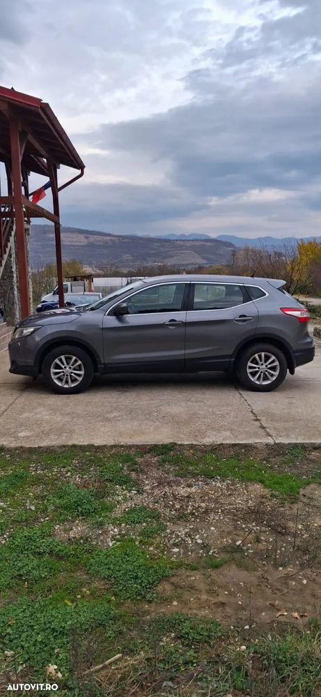 Nissan Qashqai 1.5 dCi DPF visia - 9