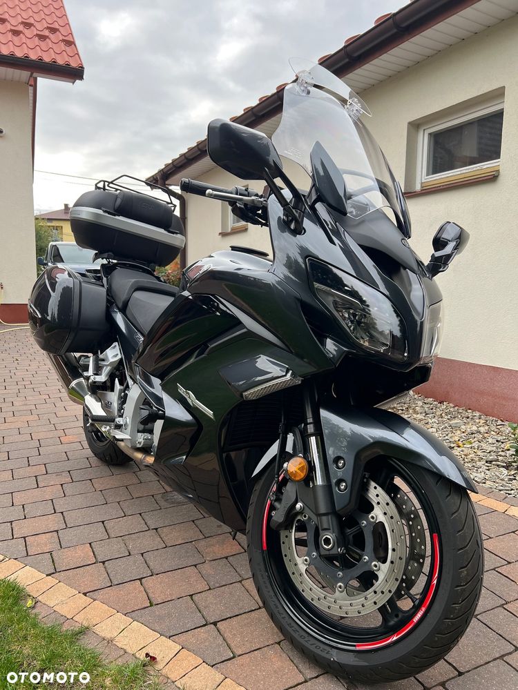 Yamaha FJR - 1