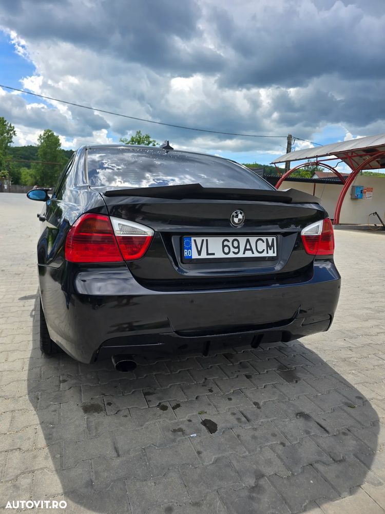BMW Seria 3 320i - 2