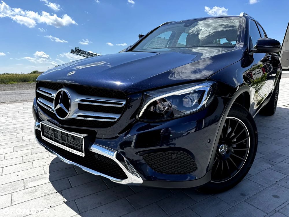 Mercedes-Benz GLC 220 d 4Matic 9G-TRONIC Exclusive - 4