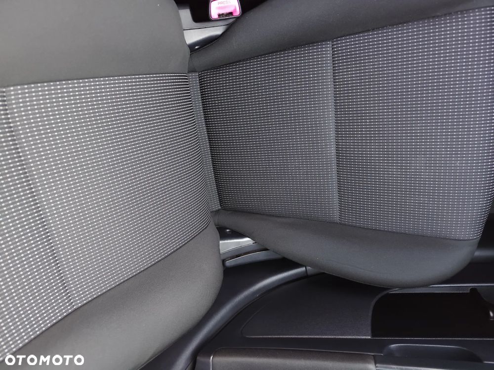 Mitsubishi Lancer 1.8 Inform - 17