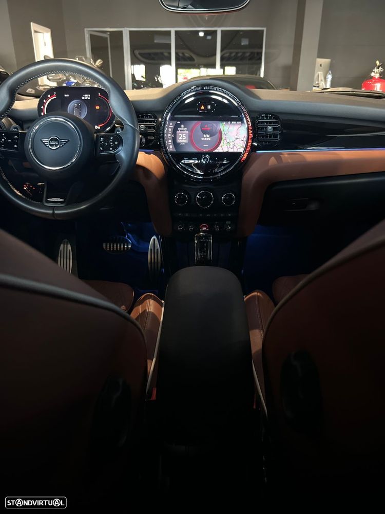 MINI Cabrio John Cooper Works Auto Desportiva - 43