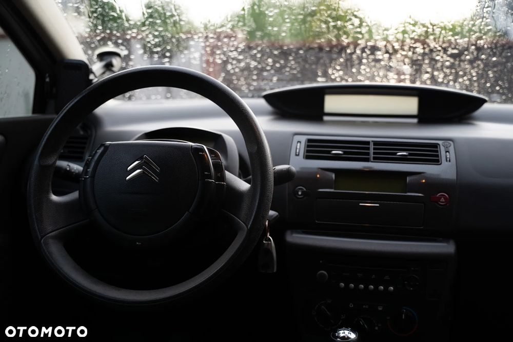 Citroën C4 1.6 16V VTR Pack - 7