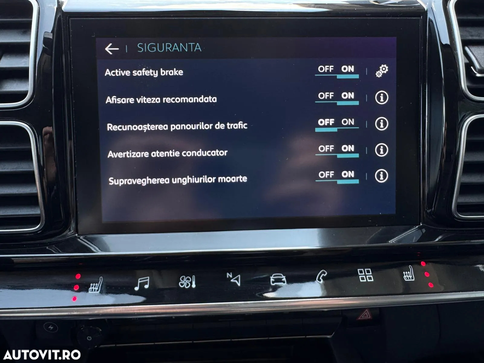 Citroën C5 Aircross 1.6 PHeV FWD 225 EAT8 Shine - 18
