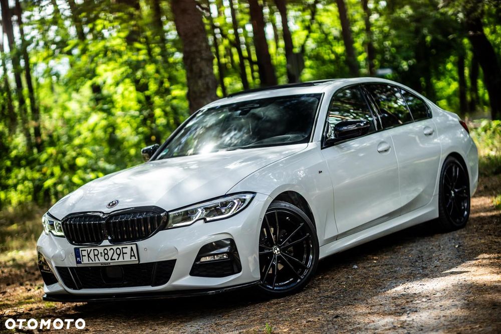 BMW Seria 3 320d xDrive M Sport Shadow sport - 9