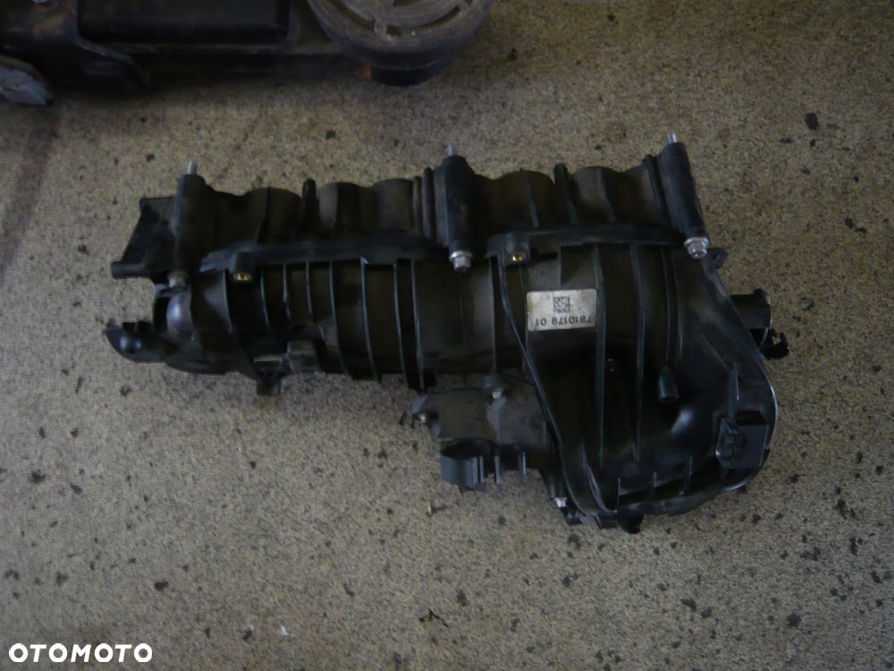 kolektor ssący 781017901 bmw e90 e87 e81 - 1