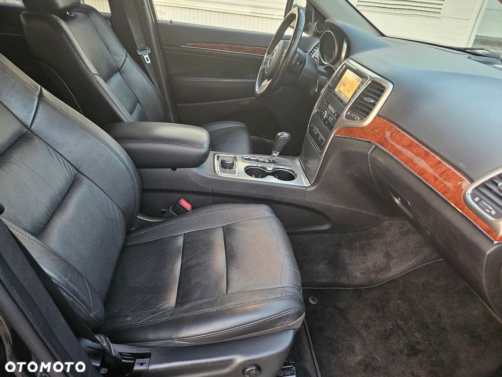 Jeep Grand Cherokee - 14