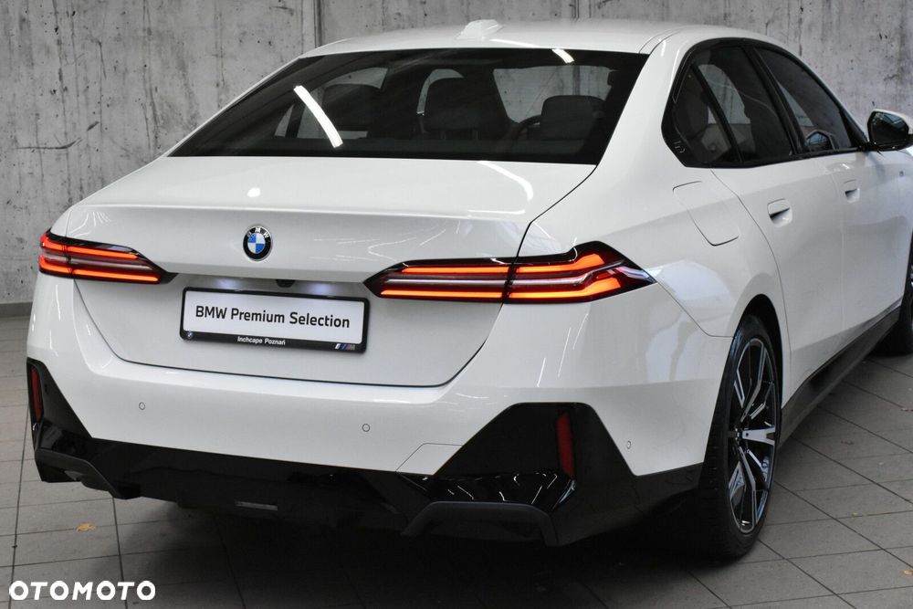BMW Seria 5 - 25