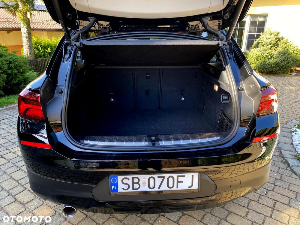 BMW X2 sDrive18i Advantage - 35