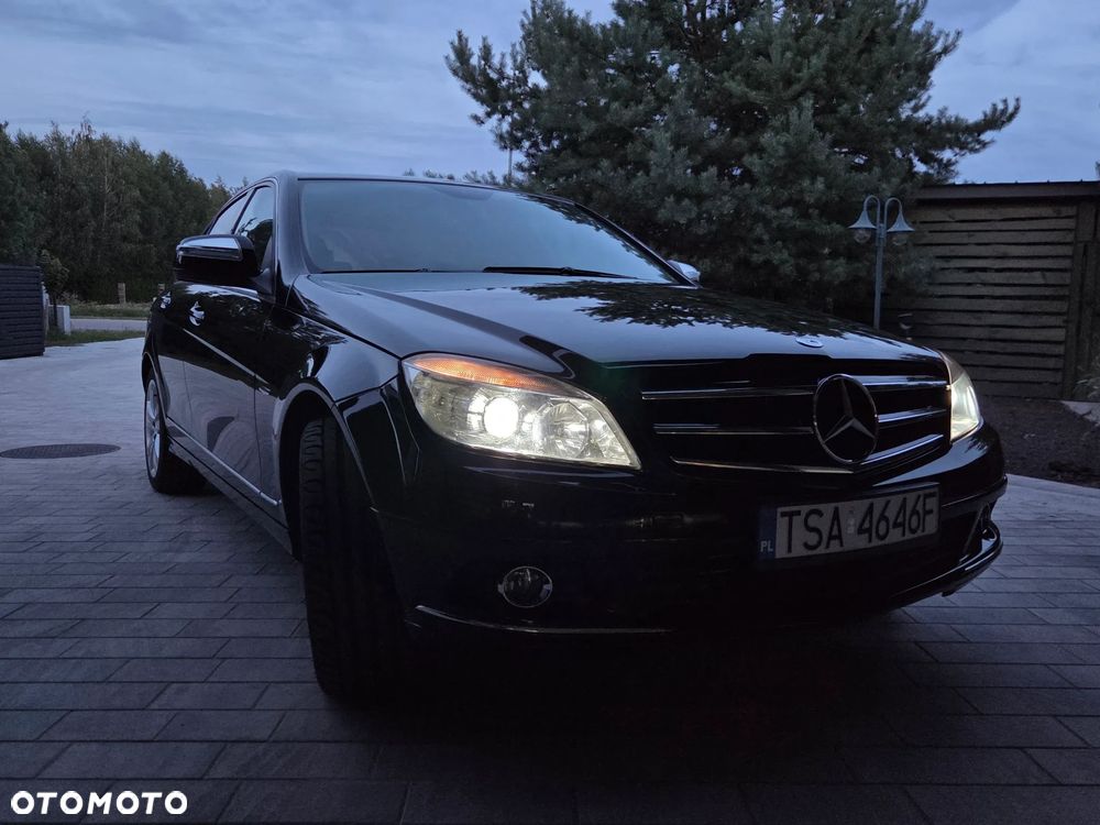 Mercedes-Benz Klasa C 220 CDI Elegance - 31