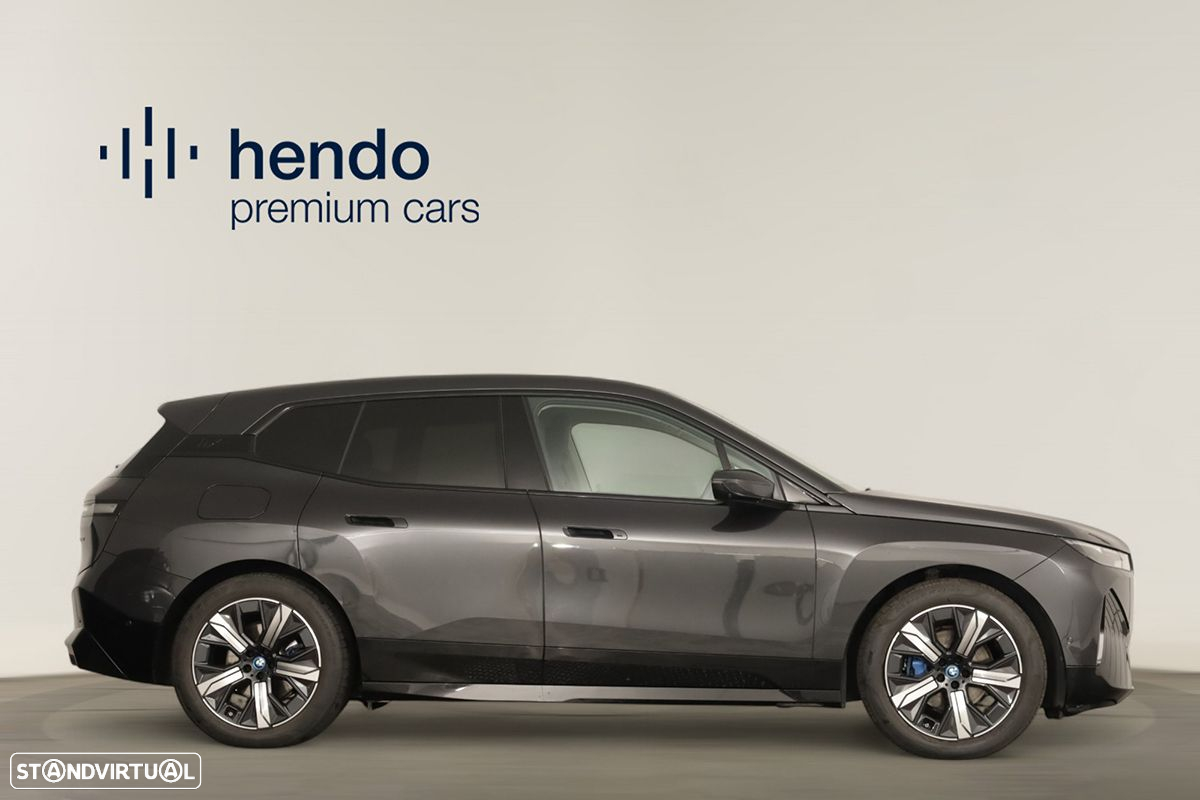 BMW iX xDrive 40 - 4