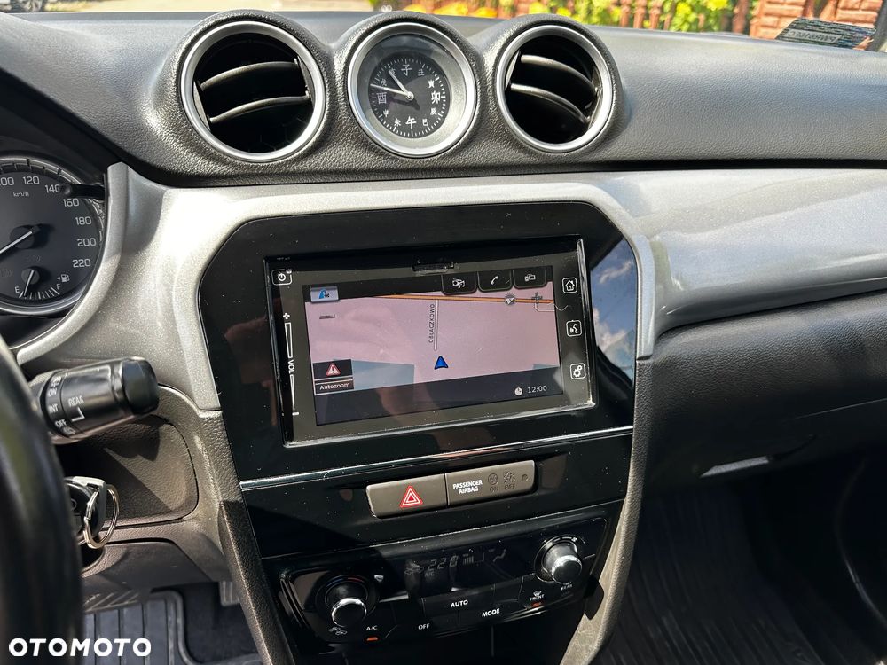 Suzuki Vitara - 12