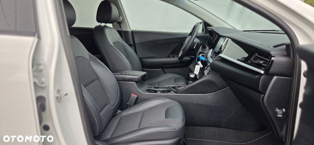 Kia Niro 1.6 GDI 2WD Vision - 22