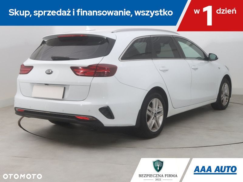 Kia Ceed - 7