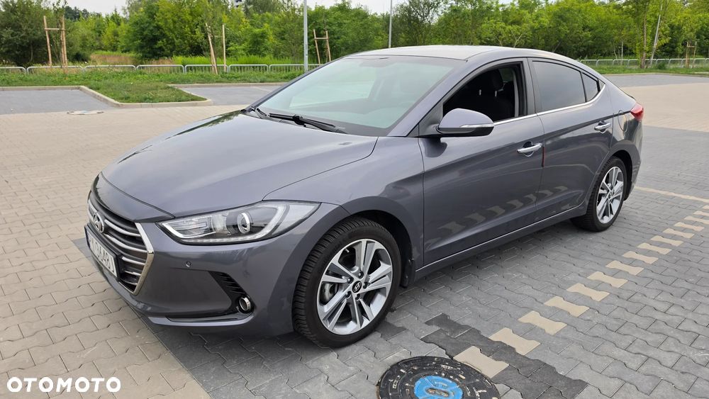 Hyundai Elantra 1.6 Style - 1