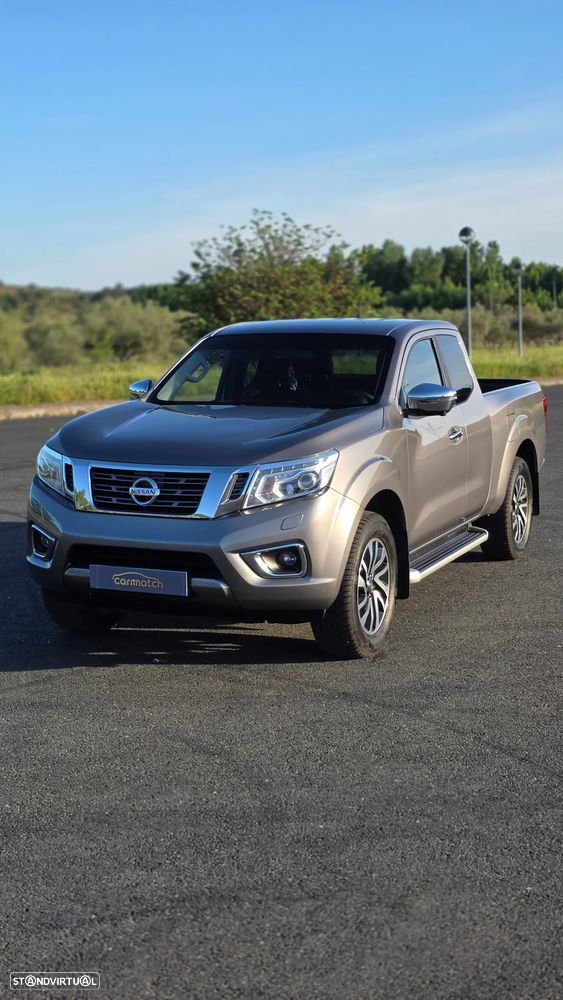 Nissan Navara 2.3 dCi CD 4WD Tekna - 2