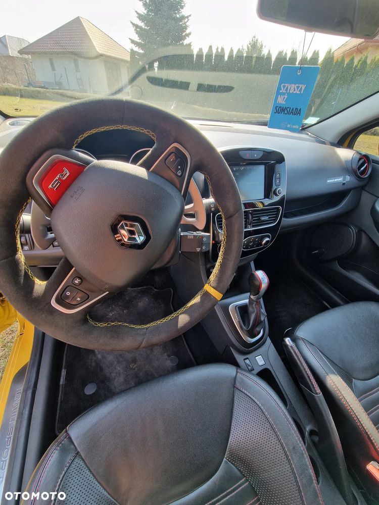 Renault Clio TCe 220 EDC R.S Trophy - 20