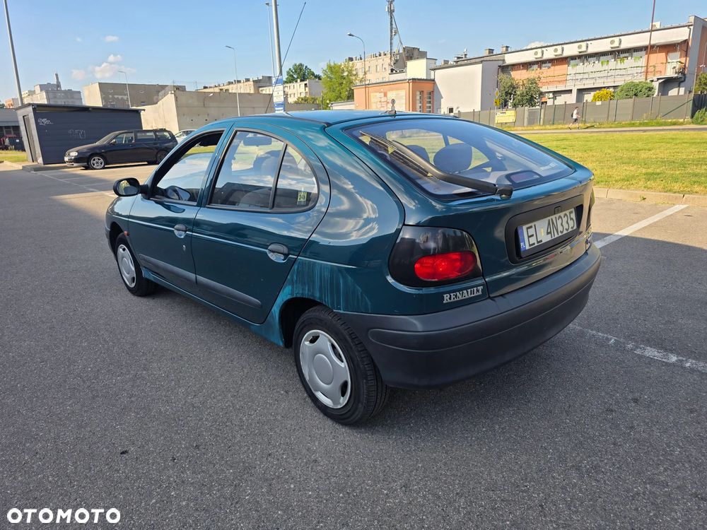 Renault Megane 1996 photo 2