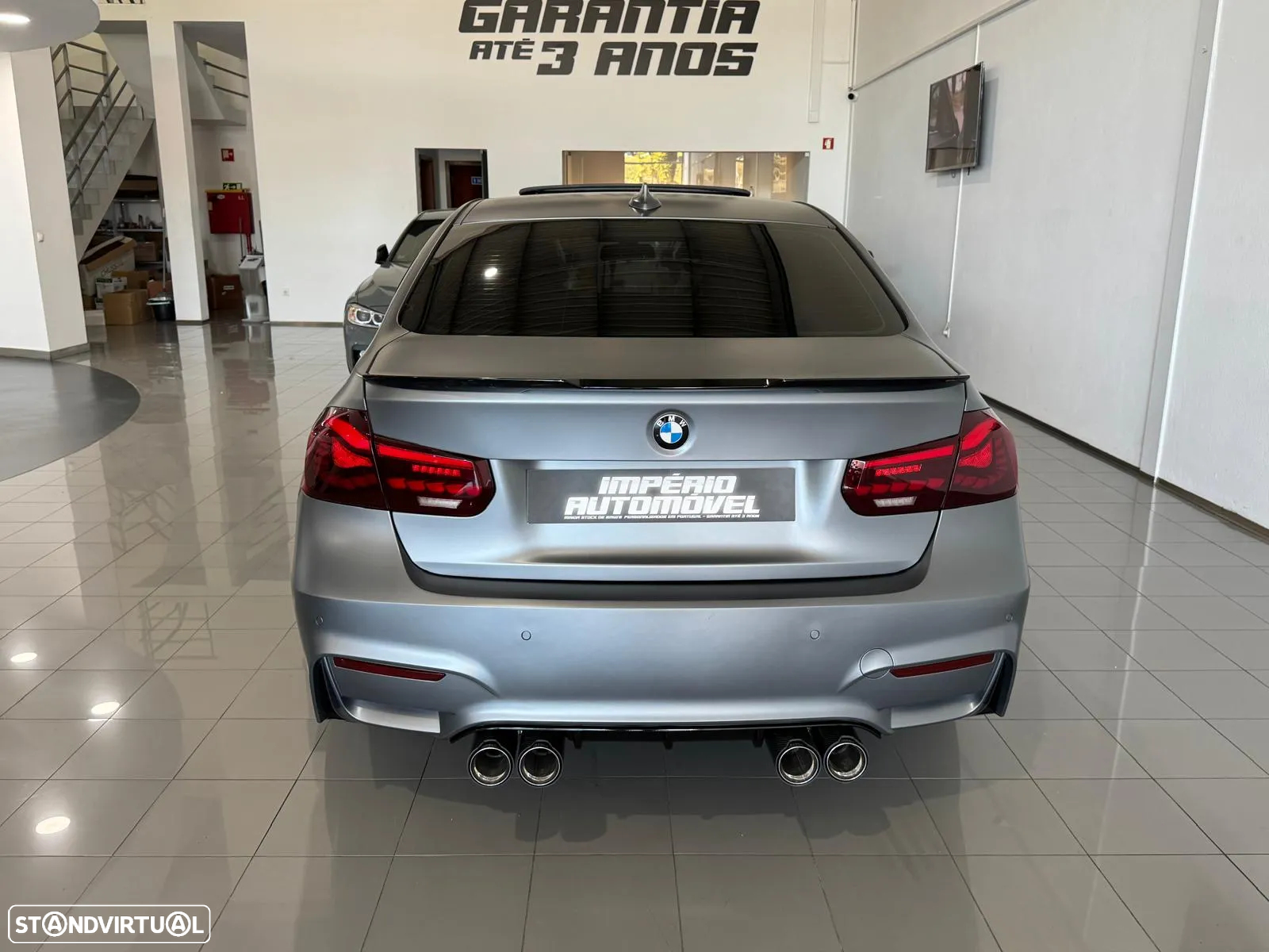 BMW 320 i Pack M - 14