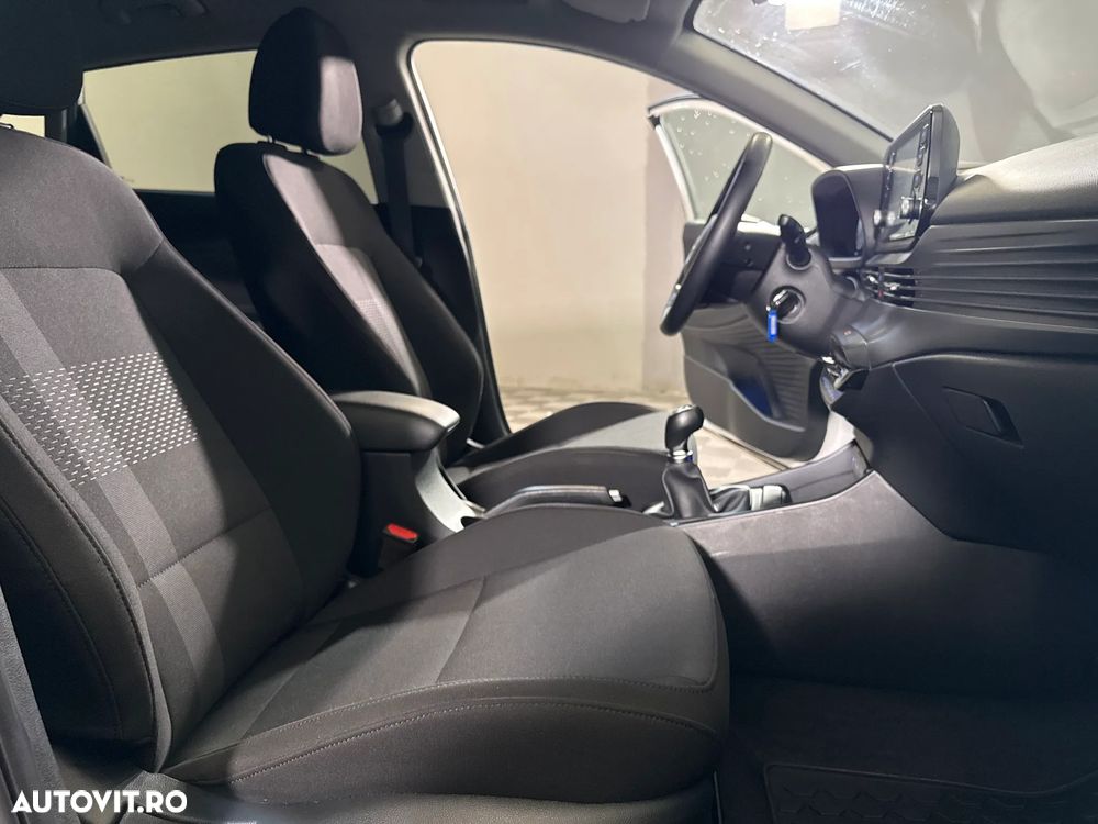 Hyundai i20 - 12