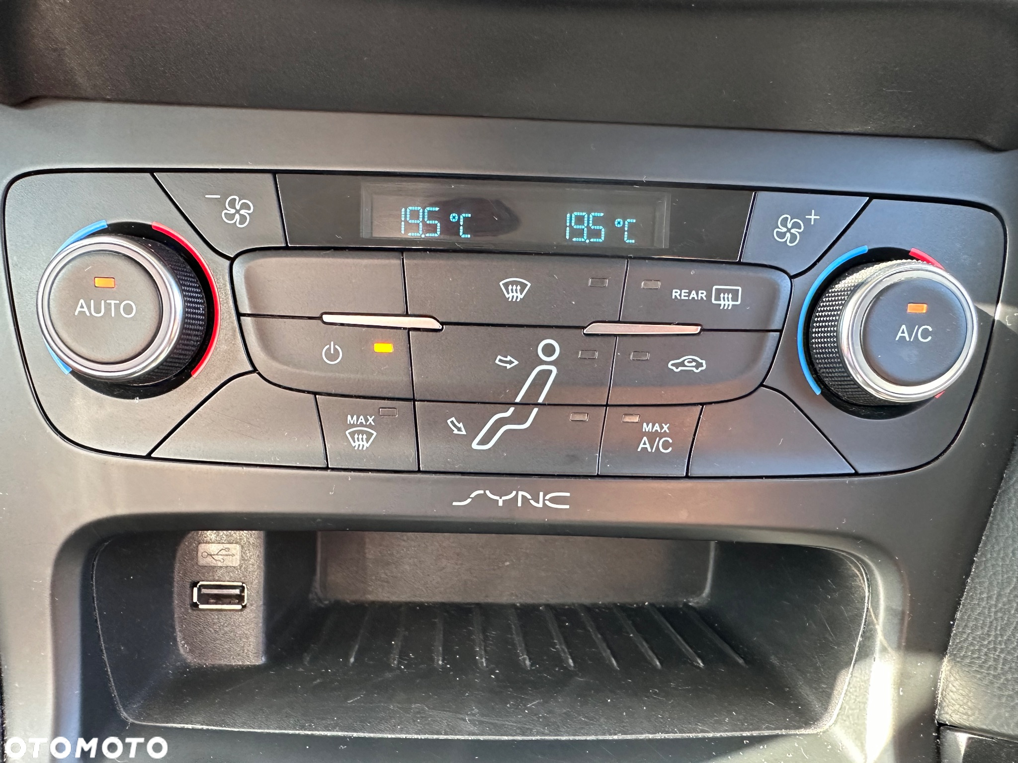 Ford Focus 1.0 EcoBoost Start-Stopp-System ACTIVE - 26