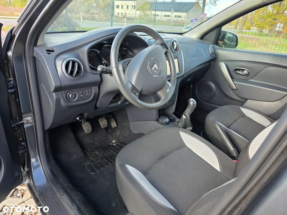 Dacia Sandero Stepway TCe 100 Celebration - 18