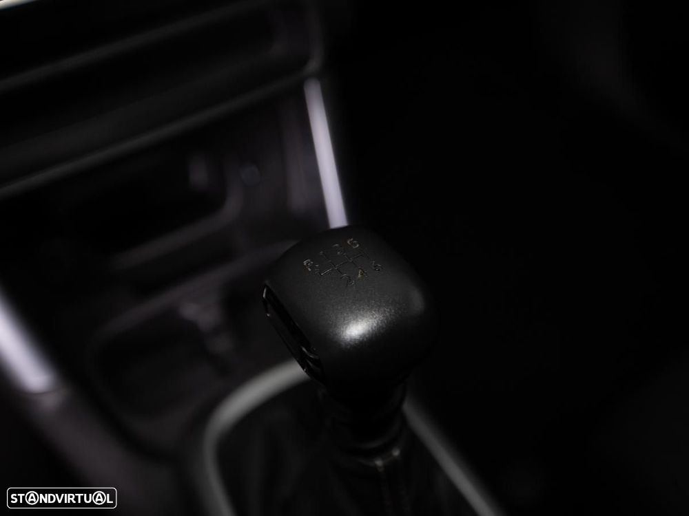 Citroën C3 1.2 PureTech C-Series - 18