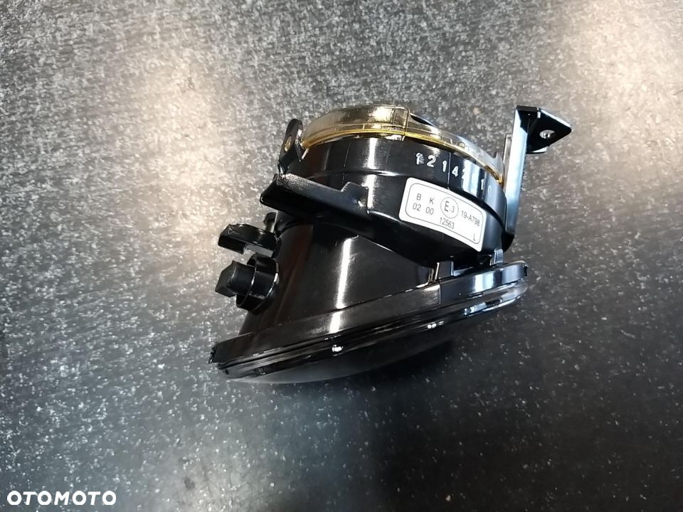 Lampa przeciwmgielna LEWA  (HB4) SEAT ALHAMBRA; VW BEETLE, CADDY III, EOS, GOLF PLUS, GOLF VI, - 2