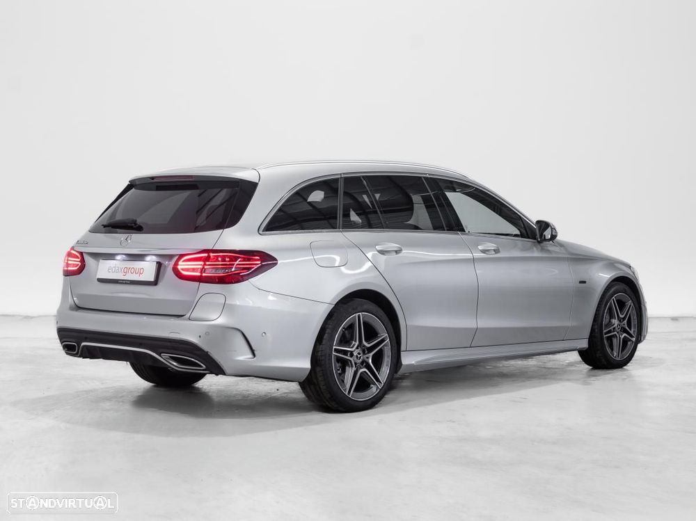 Mercedes-Benz C 300 de AMG Line - 3