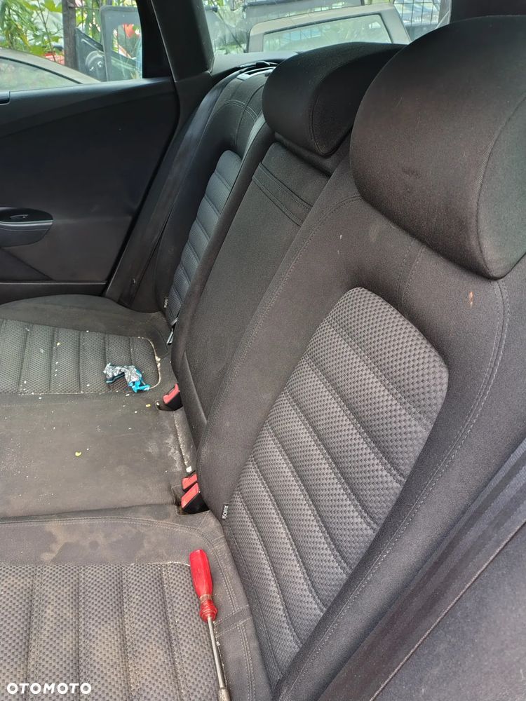 Volkswagen Passat 2.0 TDI Comfortline DSG - 16