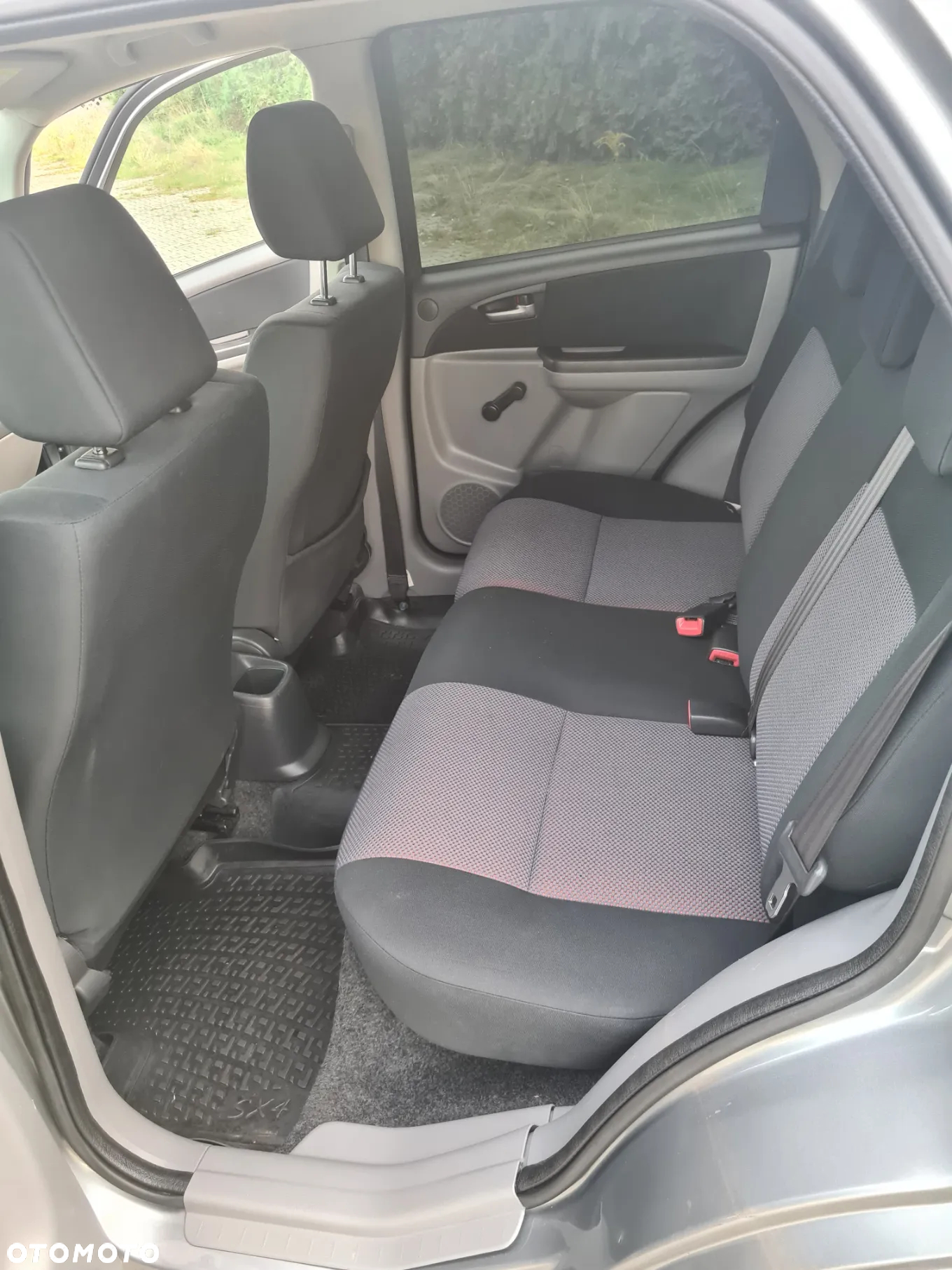 Suzuki SX4 1.6 GLX / Comfort - 26