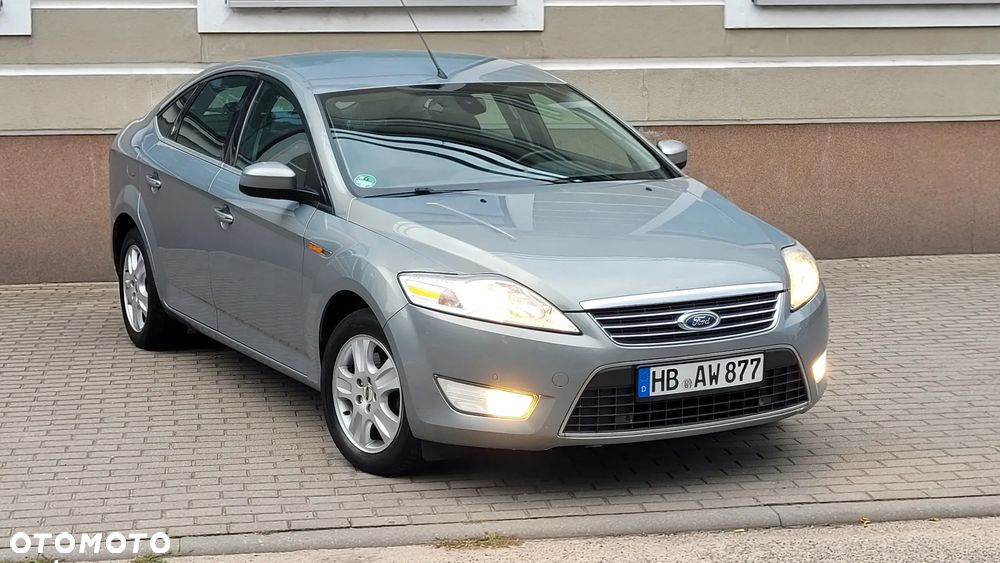 Ford Mondeo 2.0 Ghia - 2