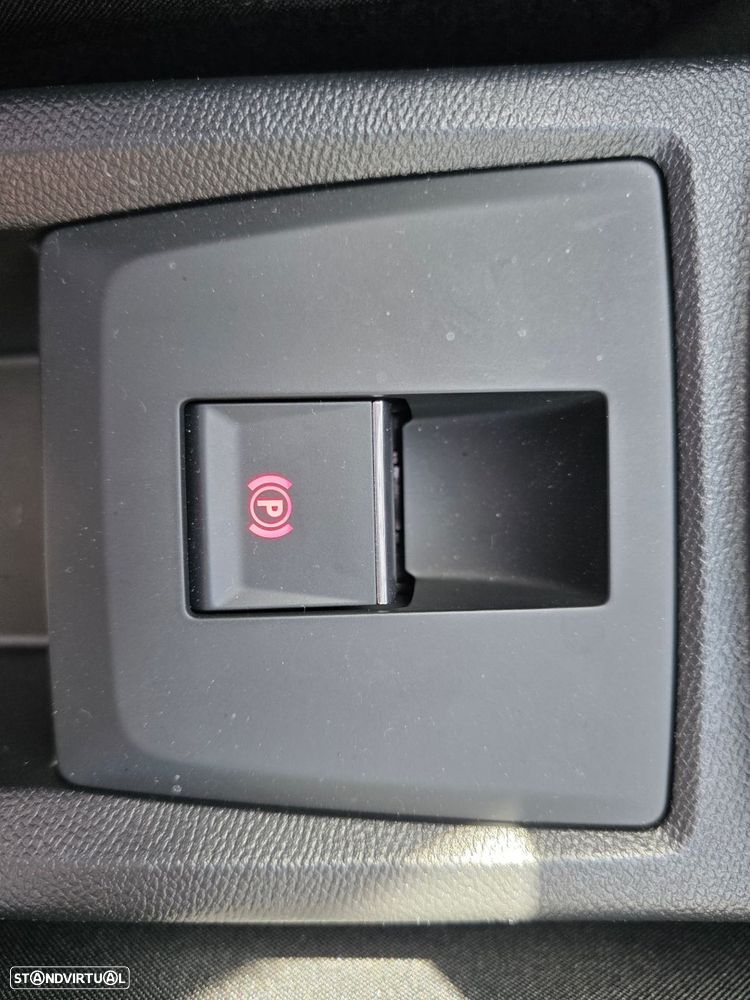 Citroën C3 1.2 Hybrid Max e-DSC6 - 16