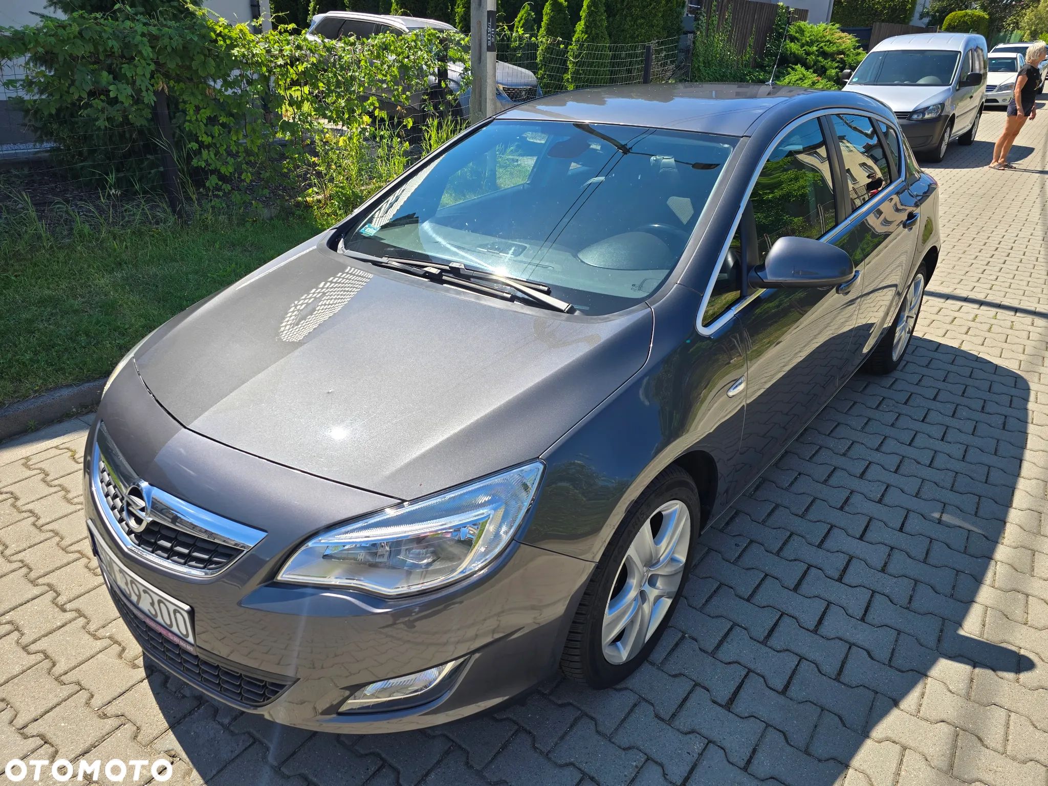Opel Astra IV 1.7 CDTI Cosmo - 1