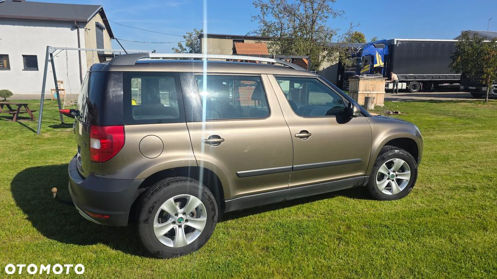 Skoda Yeti 2012 photo 5