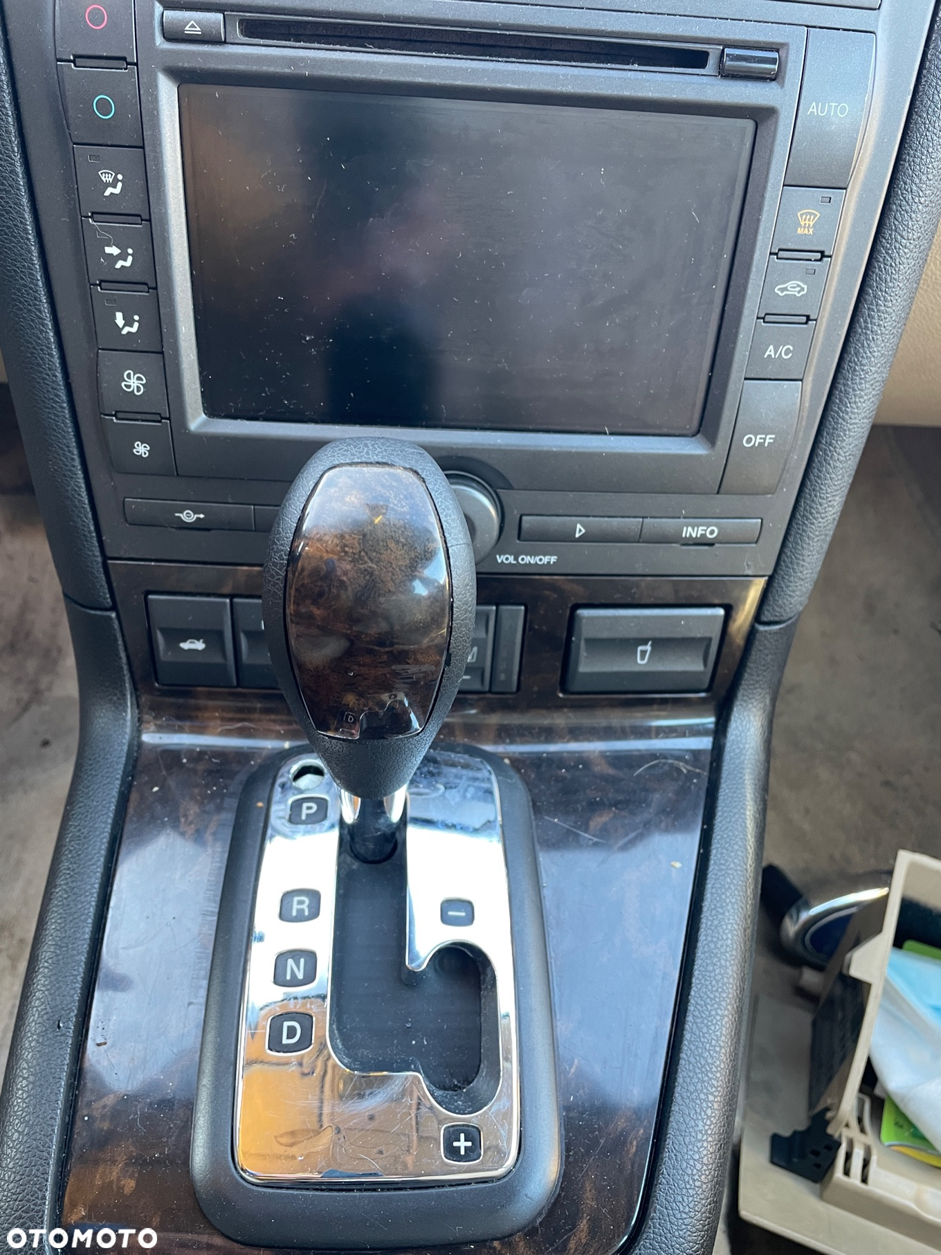 Ford Mondeo 2.5 V6 Ghia Executive - 22