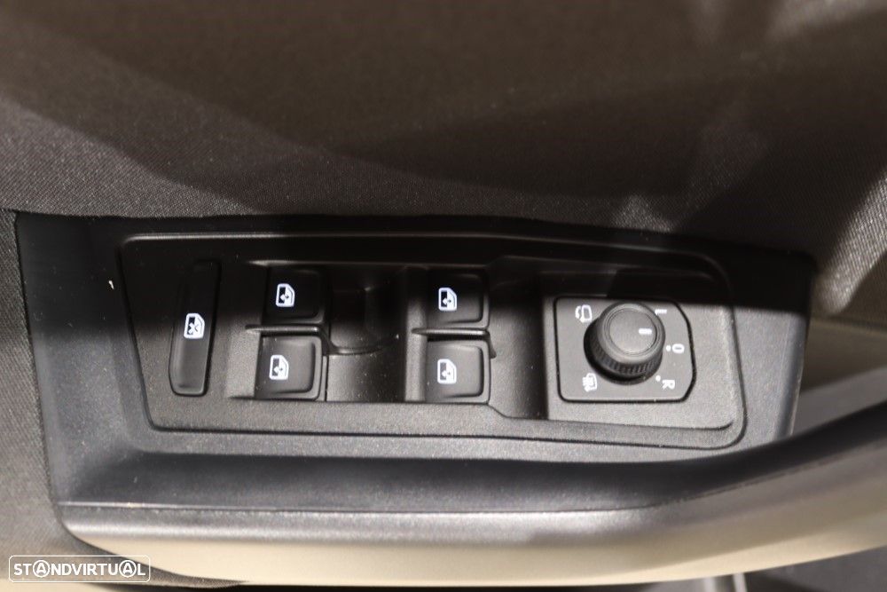 VW T-Roc 1.5 TSI Style DSG - 38