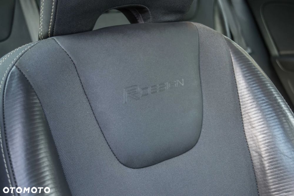 Volvo V60 D4 Geartronic RDesign - 39
