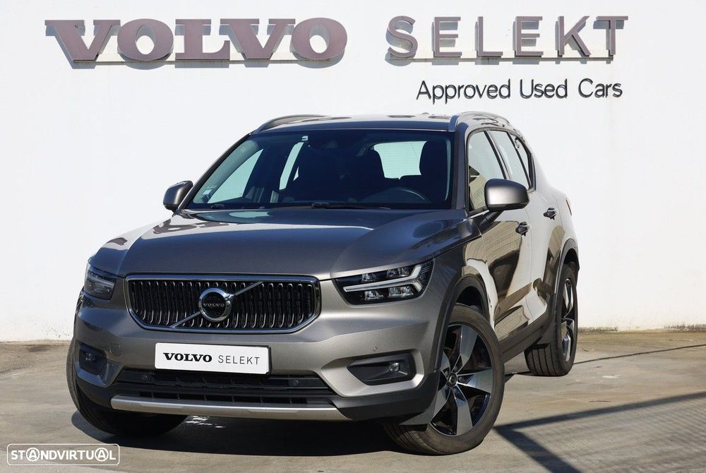 Volvo XC 40 1.5 T2 Momentum Plus - 1