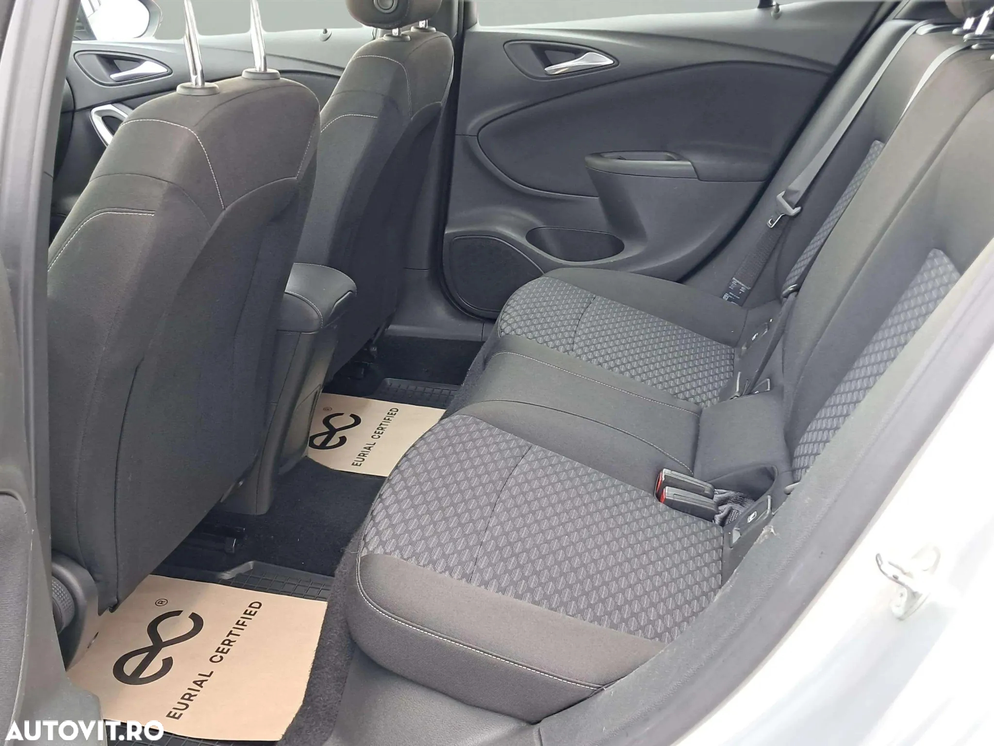 Opel Astra 1.5 Start/Stop Edition - 9