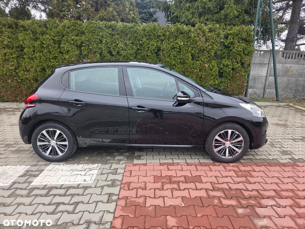 Peugeot 208 1.2 VTi Business Line - 5