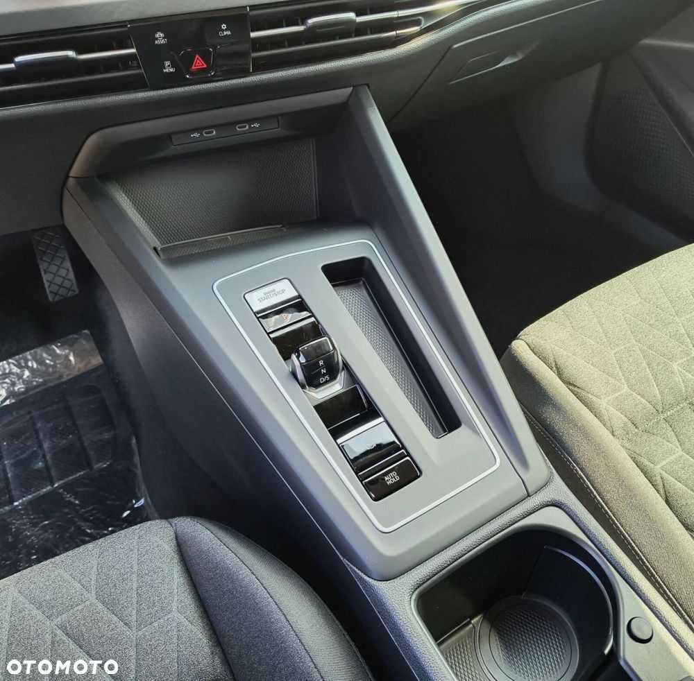 Volkswagen Golf - 20