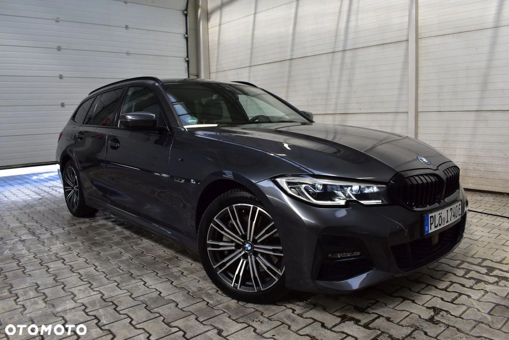 BMW Seria 3 330e M Sport - 2