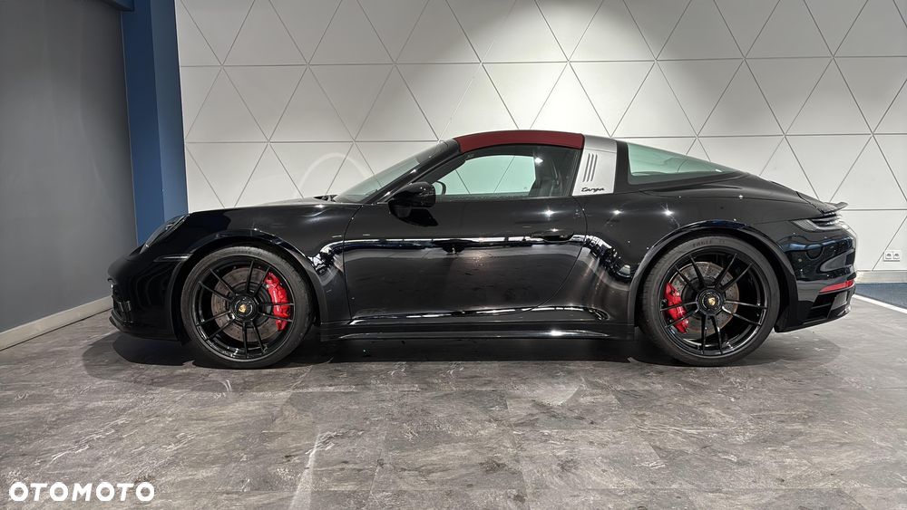 Porsche 911 Targa 4 GTS - 2
